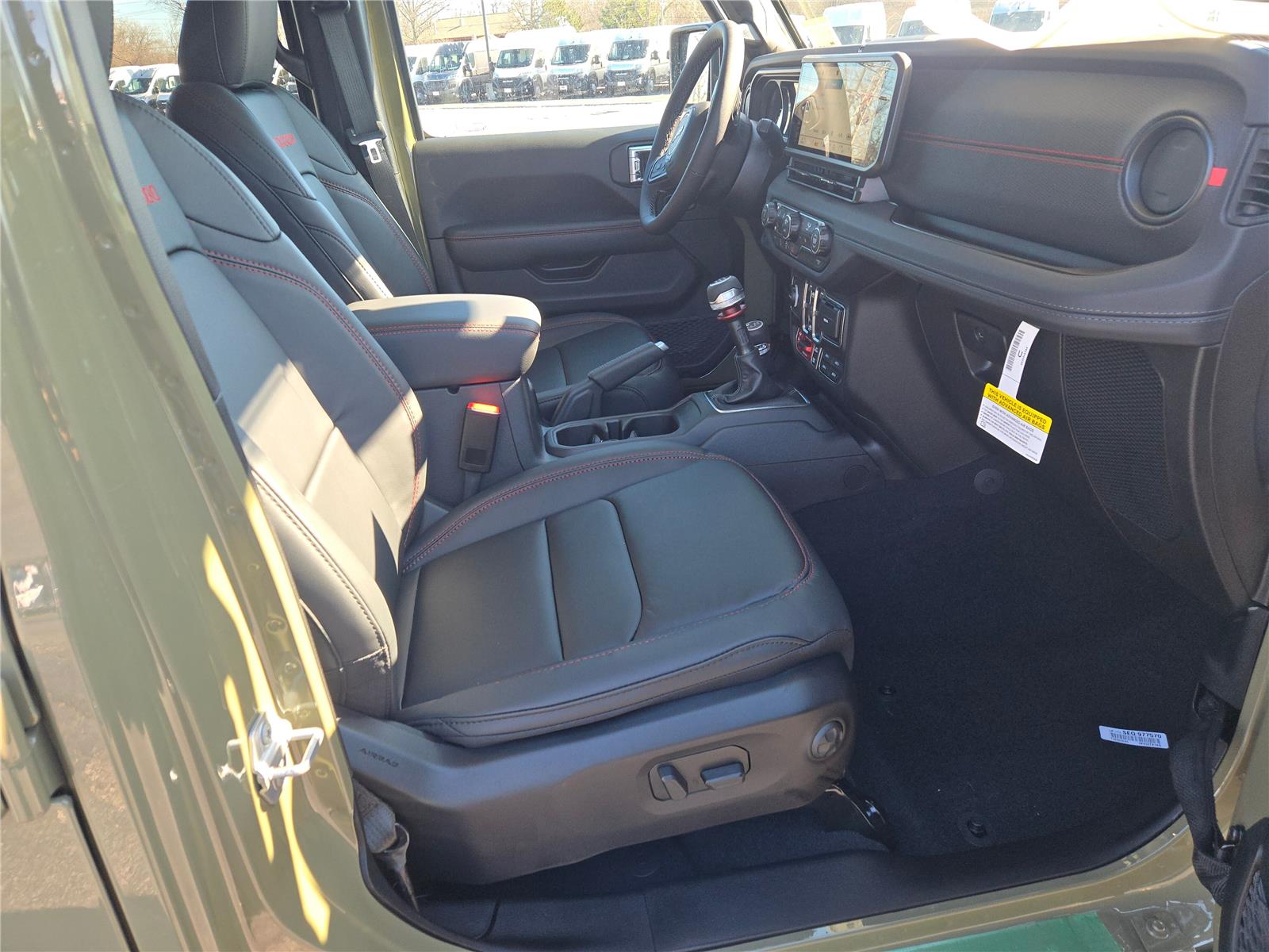 View vehicle photo 7