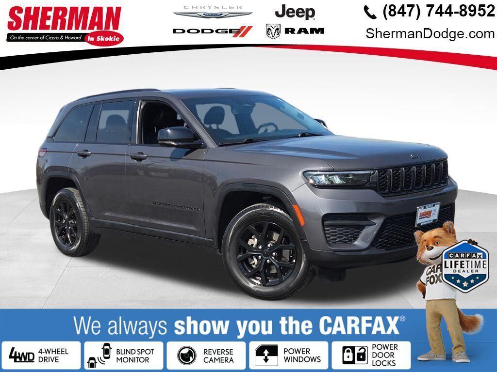Baltic Gray Metallic Clearcoat 2024 Jeep Grand Cherokee Altitude 4WD SUV / Crossover Four-Wheel Drive 8-Speed Automatic
