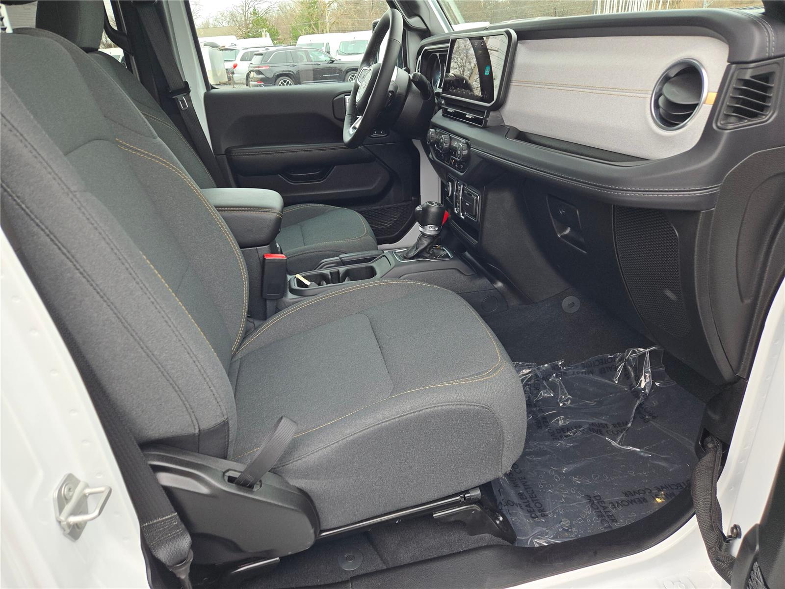 View vehicle photo 7