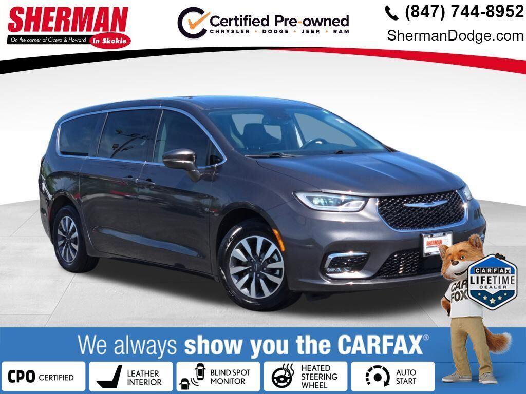Gray (Granite Crystal Metallic Clearcoat) 2022 Chrysler Pacifica Hybrid Touring L FWD Minivan Front-Wheel Drive Automatic