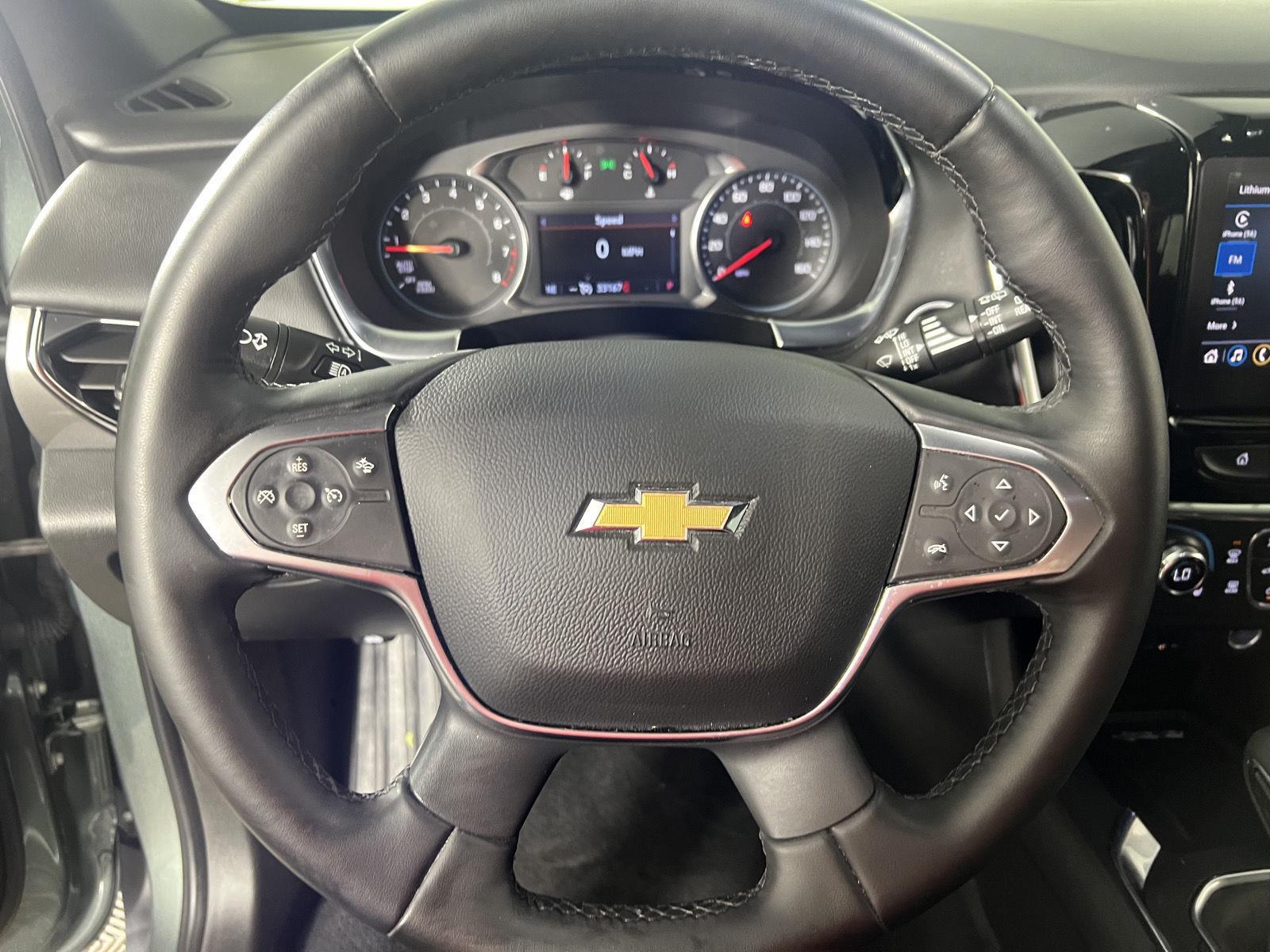 Used 2023 Silver Sage Chevrolet LT image 9