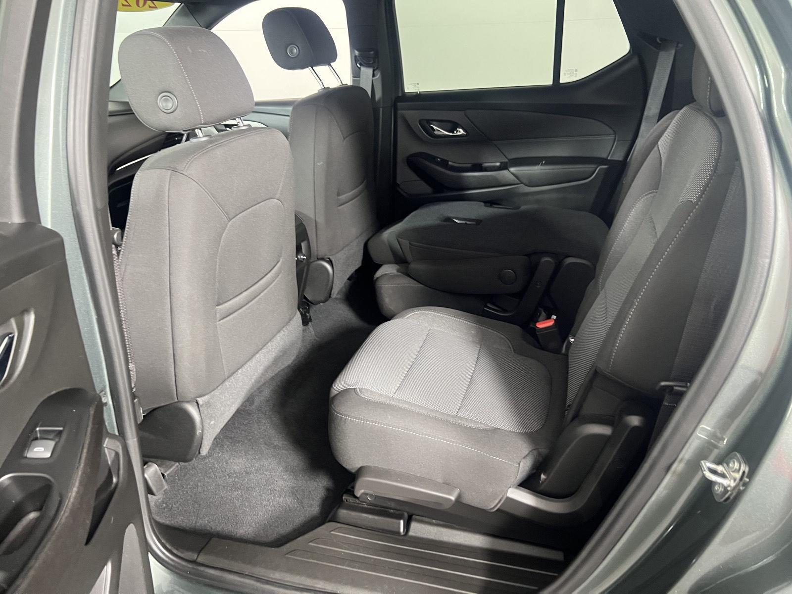 Used 2023 Silver Sage Chevrolet LT image 13