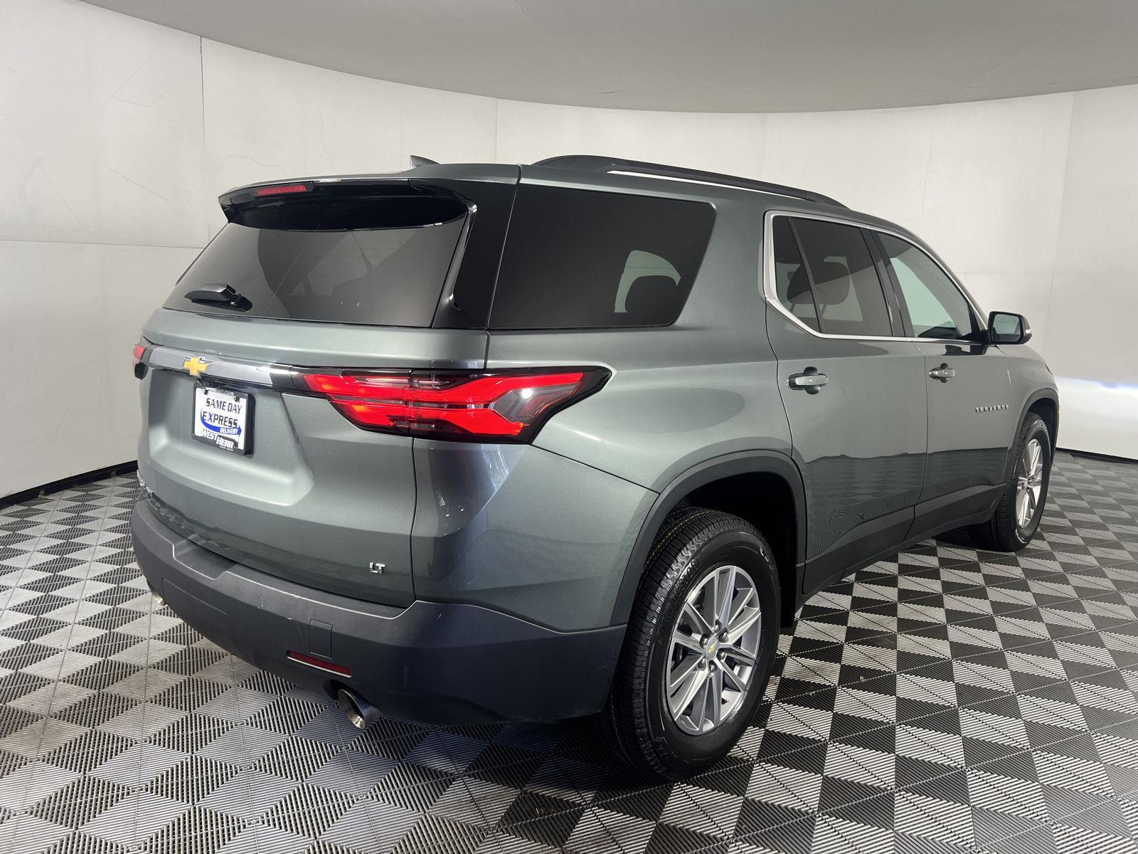 Used 2023 Silver Sage Chevrolet LT image 20