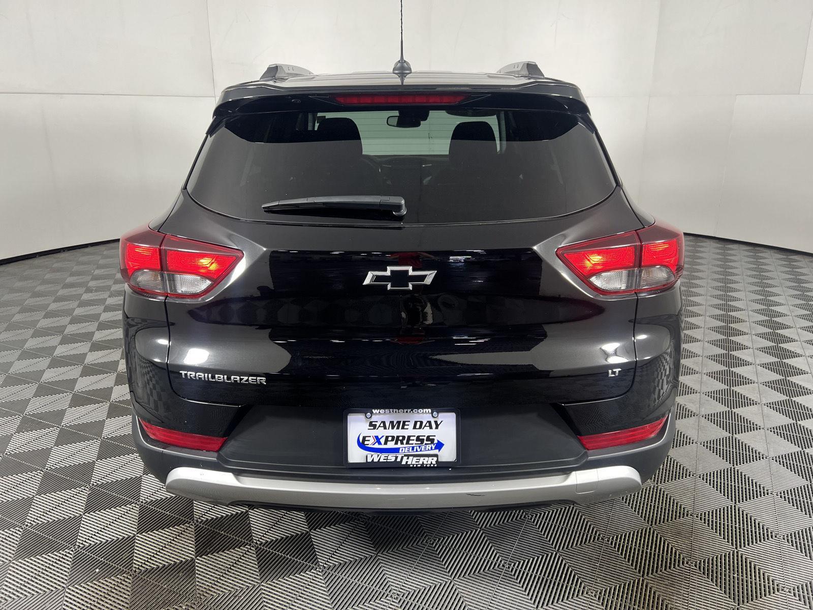 Used 2023 Black Metallic Chevrolet LT image 21