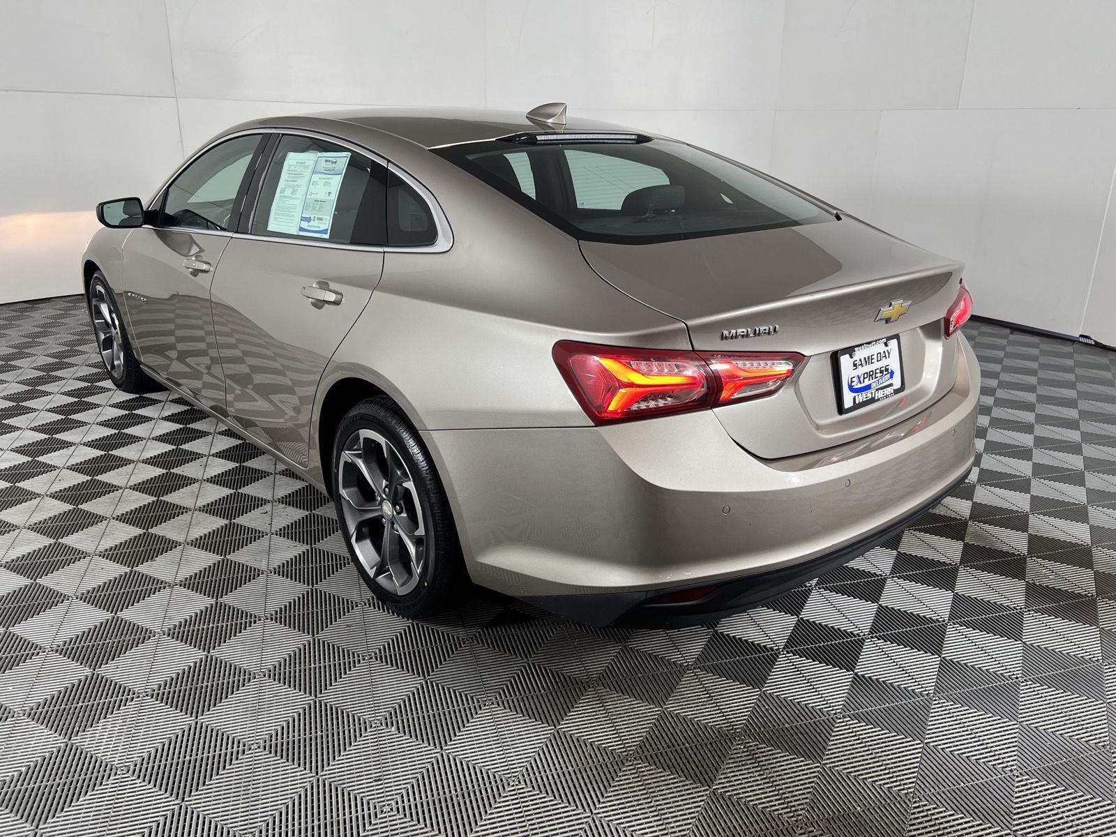 Used 2022 Mineral Gray Metallic Chevrolet LT image 14