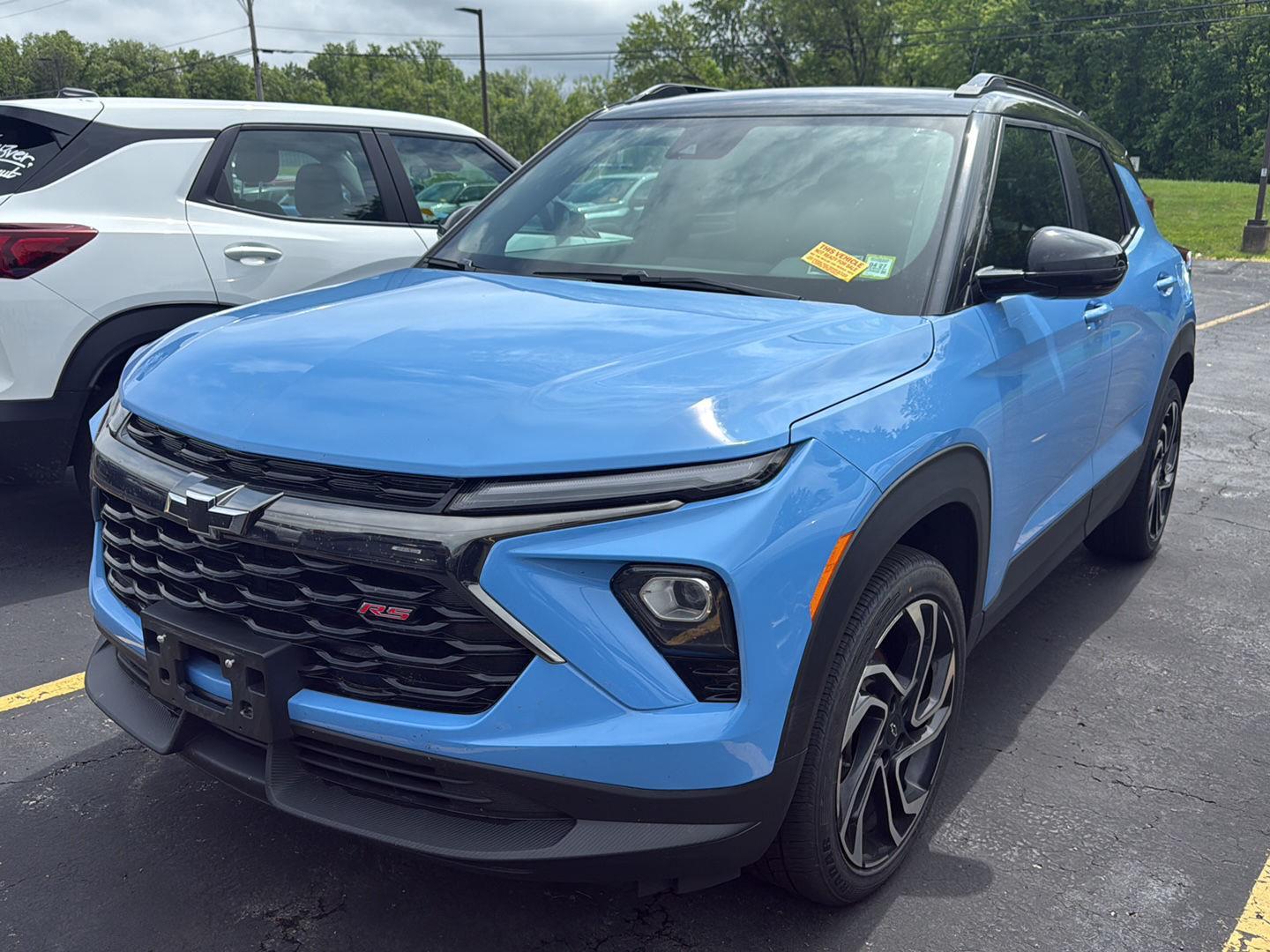Used 2024 Fountain Blue Chevrolet RS image 2