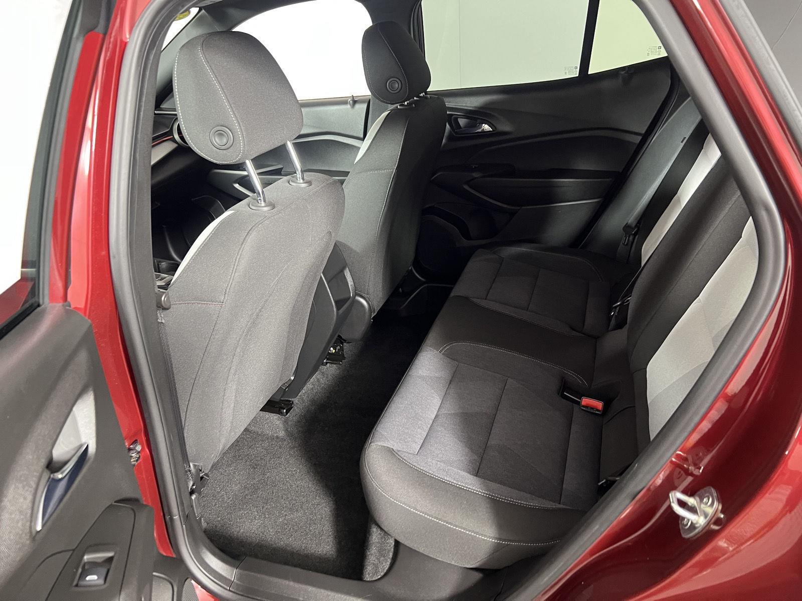 Used 2024 Crimson Chevrolet 1RS image 27