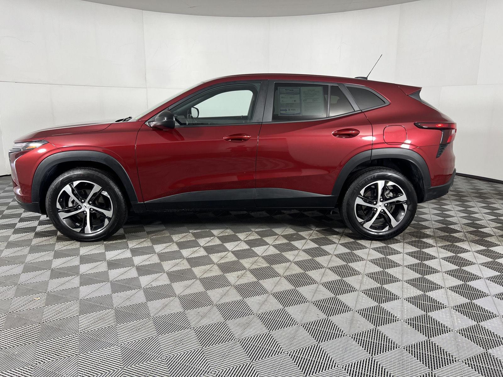 Used 2024 Crimson Chevrolet 1RS image 29