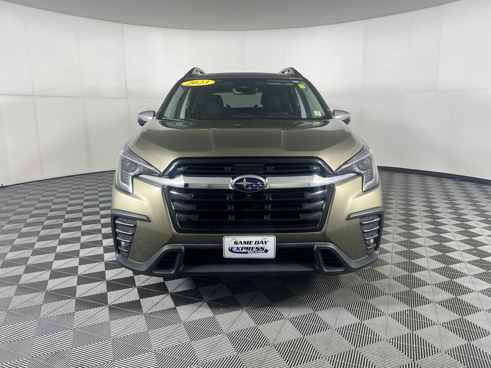 Used 2023 Autumn Green Metallic Subaru Limited image 33