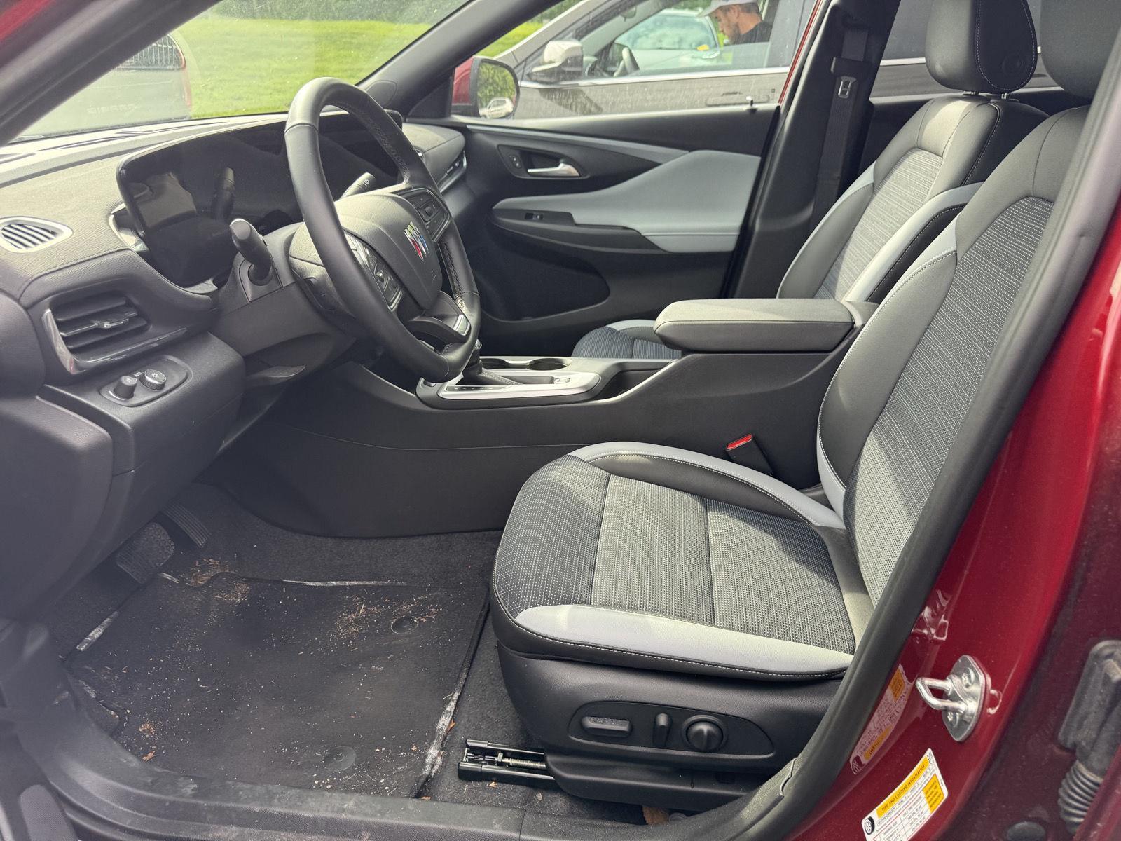 Used 2024 Cinnabar Metallic Buick Preferred image 3