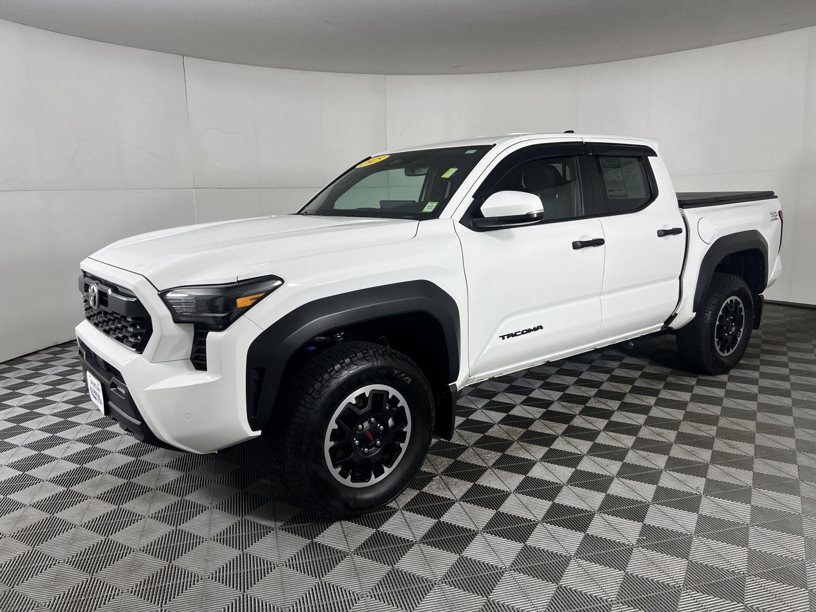 Used 2025 Ice Cap Toyota TRD Off-Road image 11