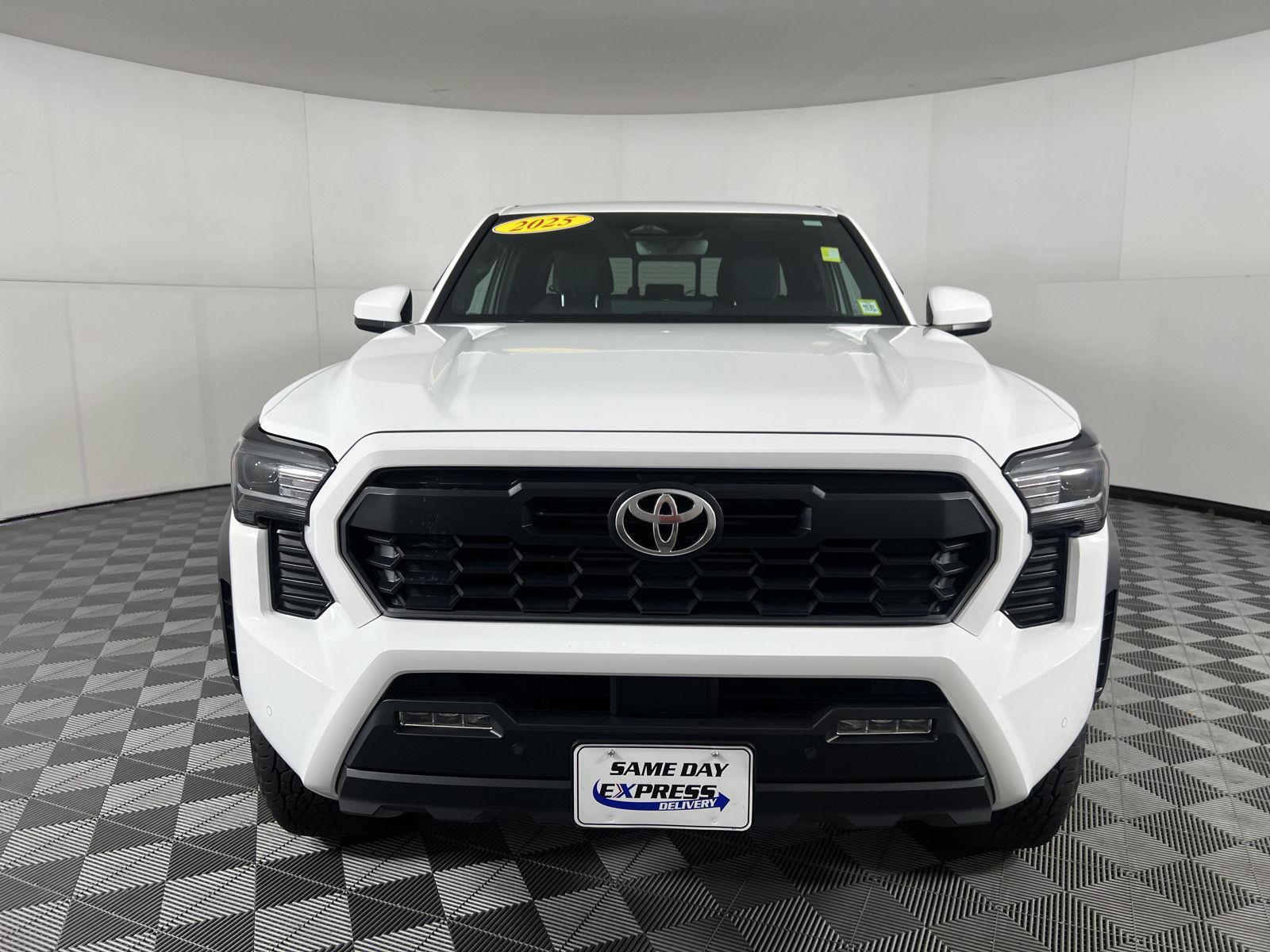Used 2025 Ice Cap Toyota TRD Off-Road image 13