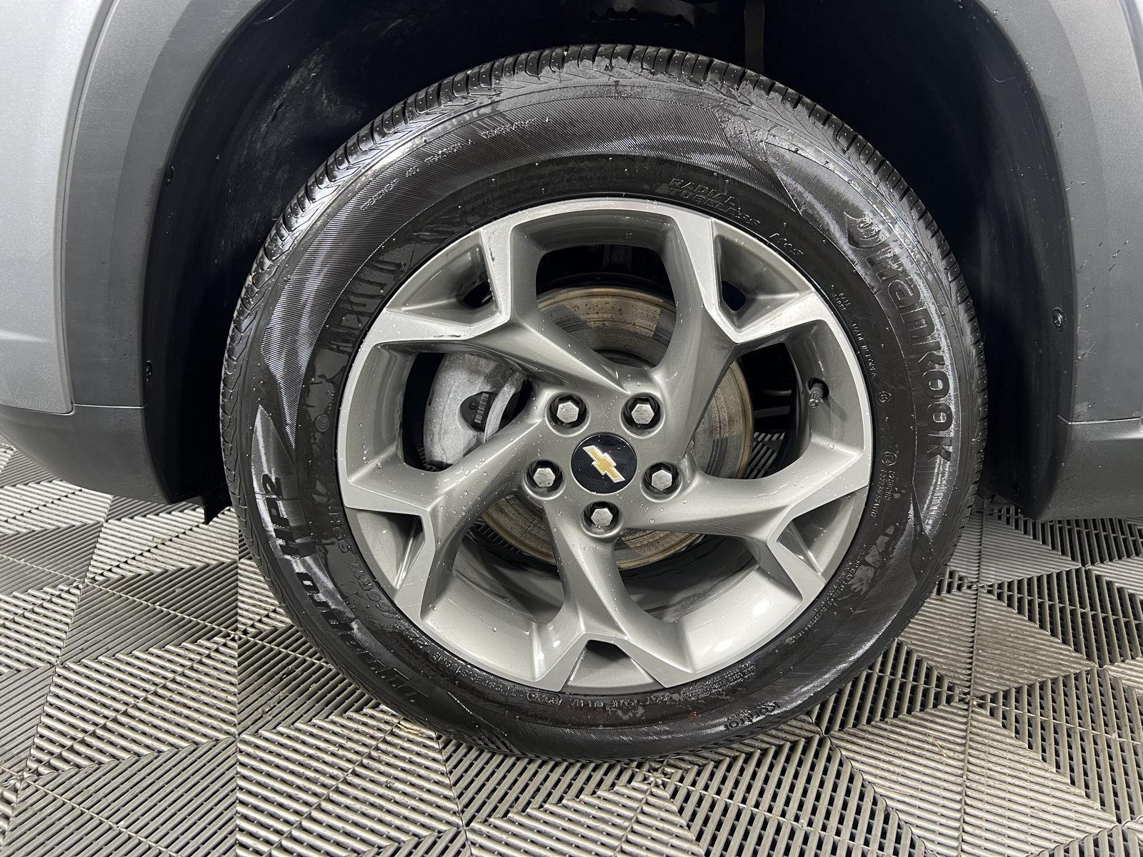 Used 2026 Sterling Gray Metallic Chevrolet LT image 39