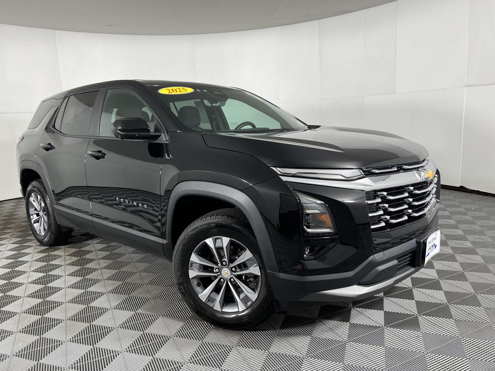 Used 2025 Mosaic Black Metallic Chevrolet AWD LT image 33