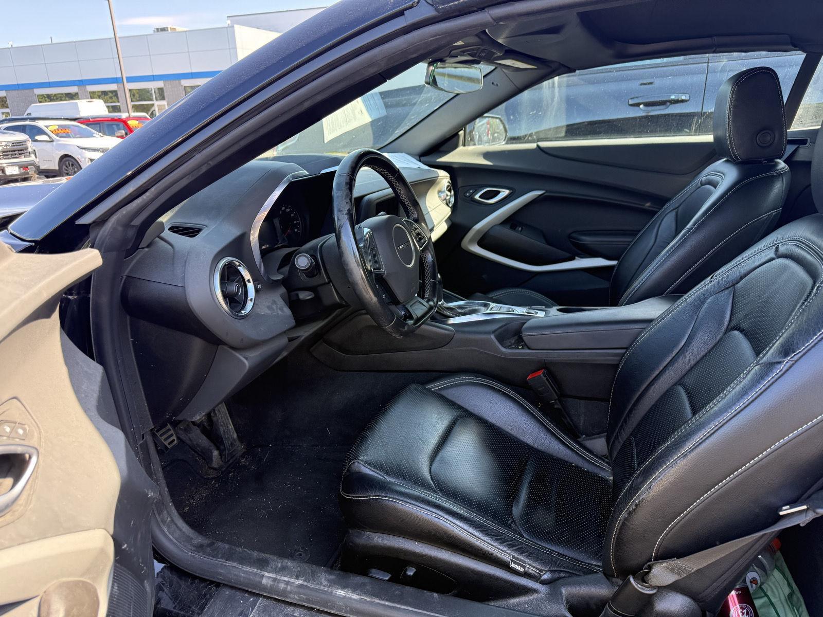Used 2023 Black Chevrolet 1LT image 3