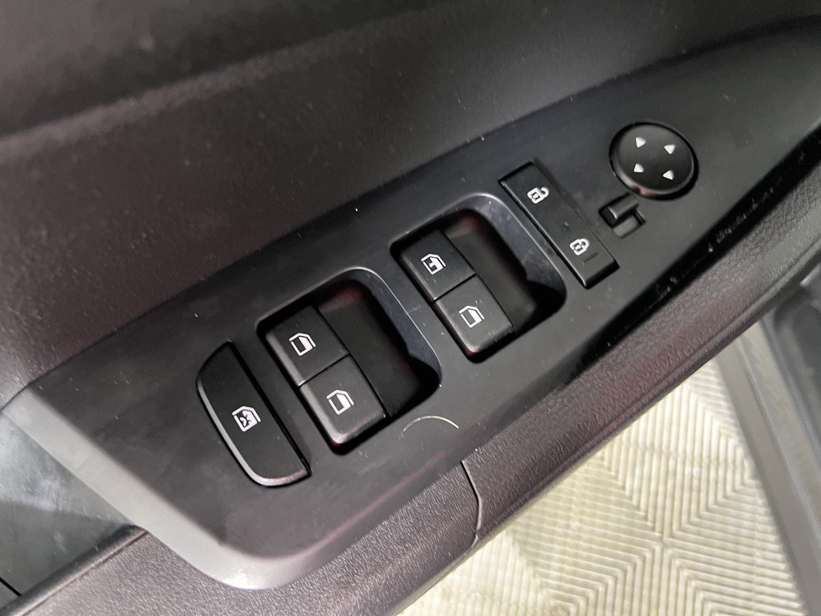 Used 2024 Gravity Gray Kia LX image 20