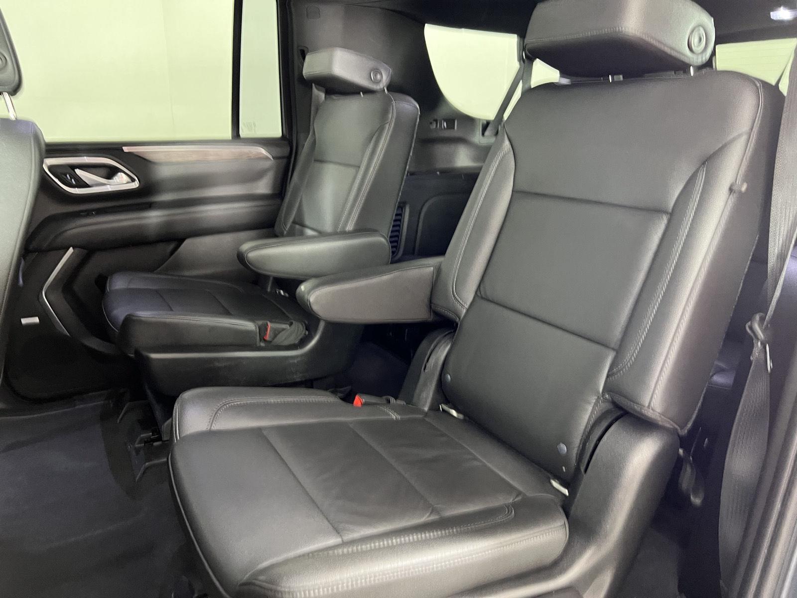 Used 2024 Gravity Gray Kia LX image 27