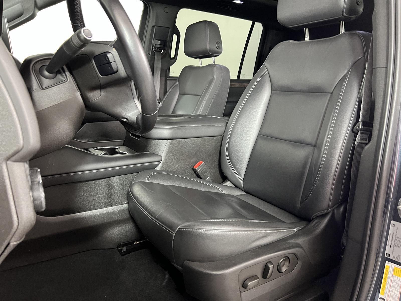 Used 2024 Gravity Gray Kia LX image 48