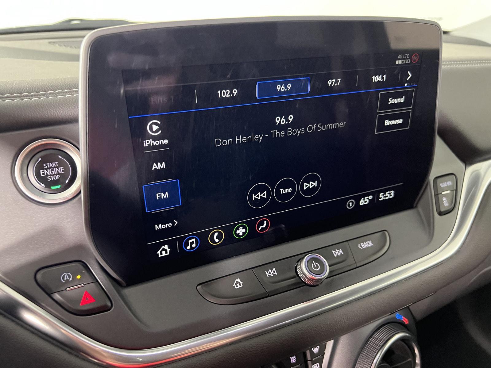 Used 2024 Summit White Chevrolet LT image 14