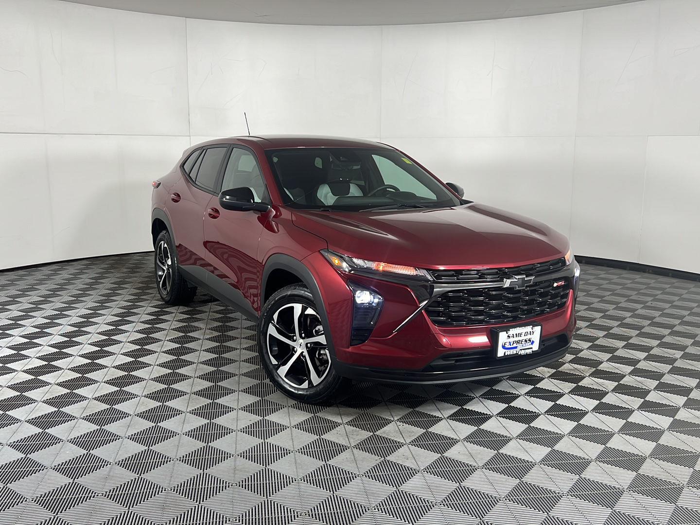 Used 2024 Crimson Metallic Chevrolet 1RS image 7