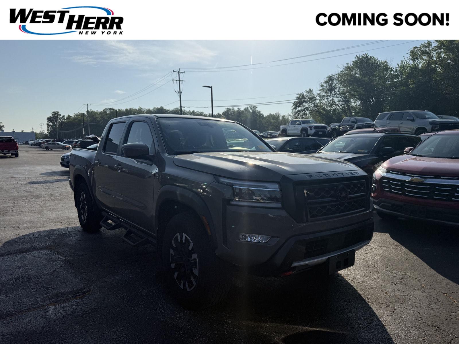 2024 Nissan Frontier PRO-4X Crew Cab 4WD