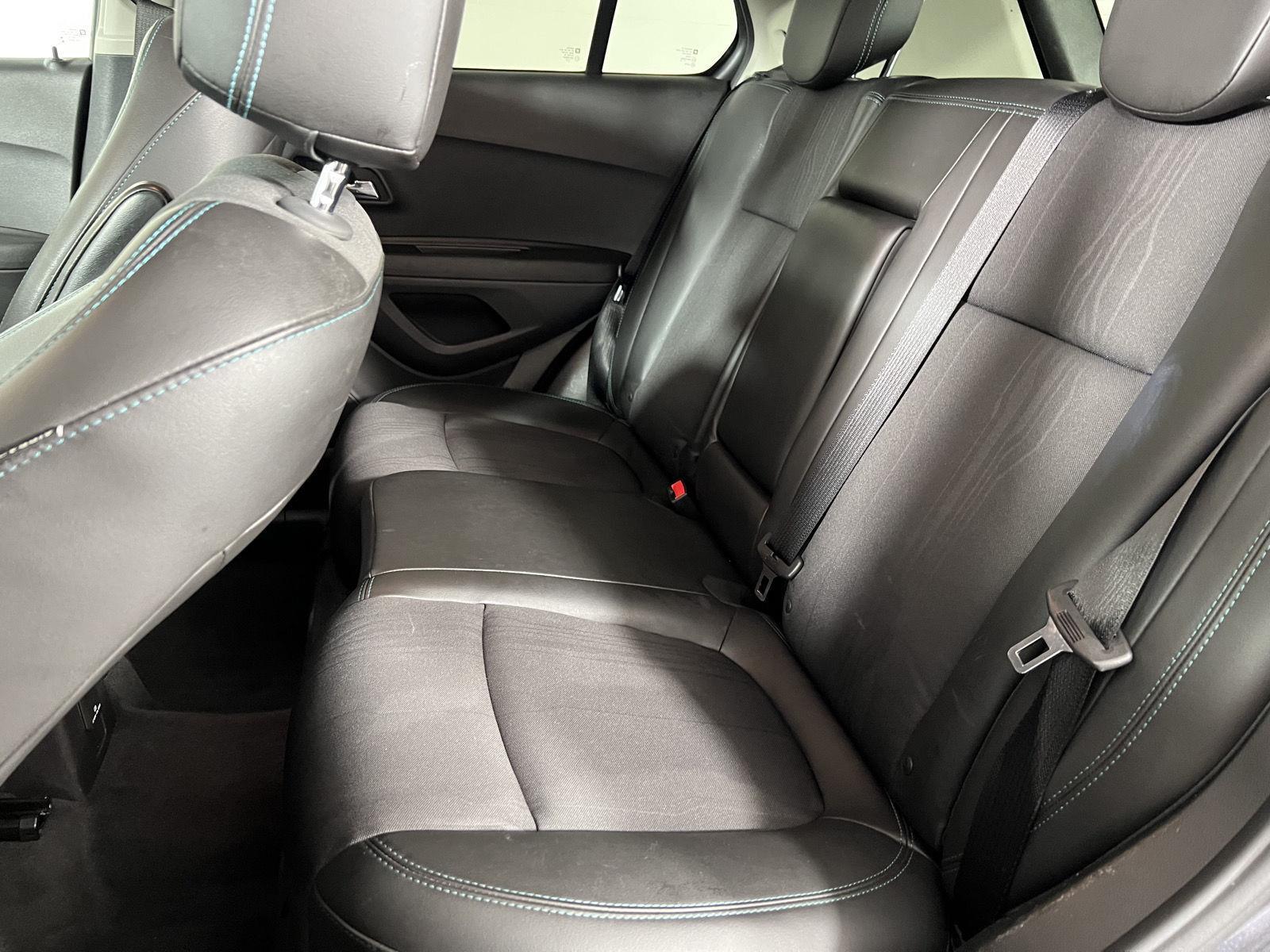 Used 2016 Cyber Gray Metallic Chevrolet LT image 7