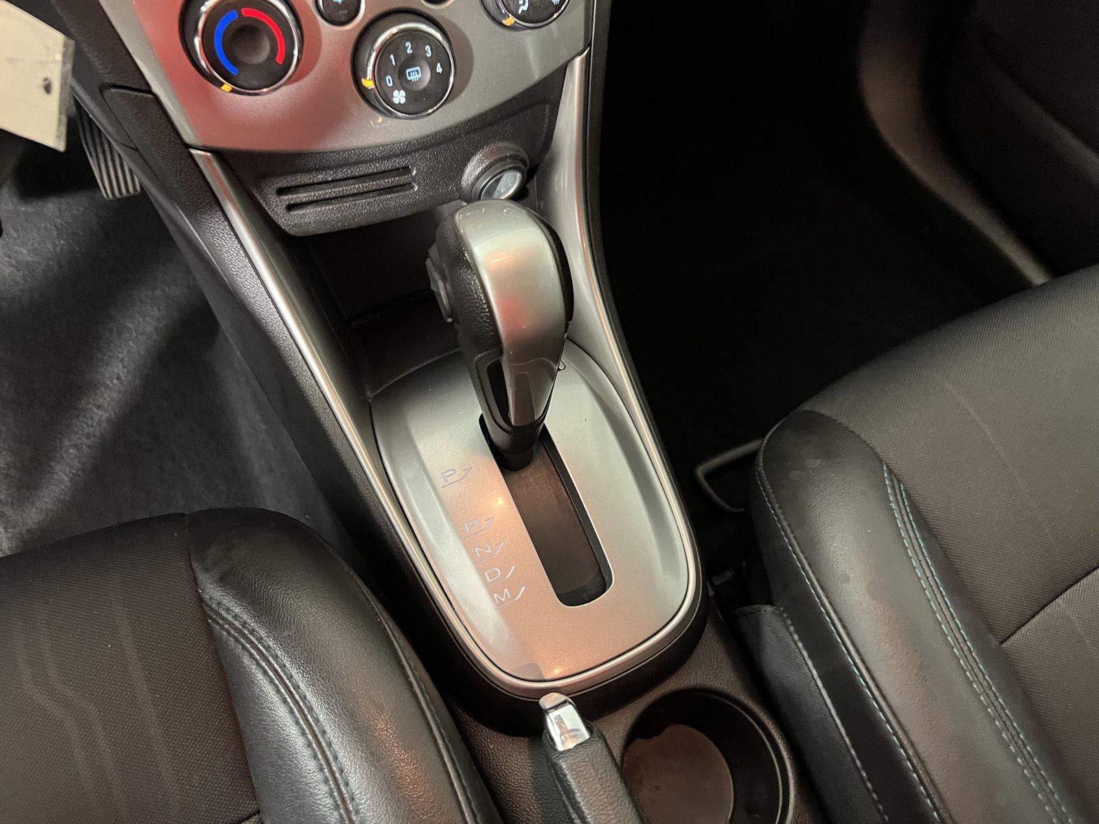 Used 2016 Cyber Gray Metallic Chevrolet LT image 8