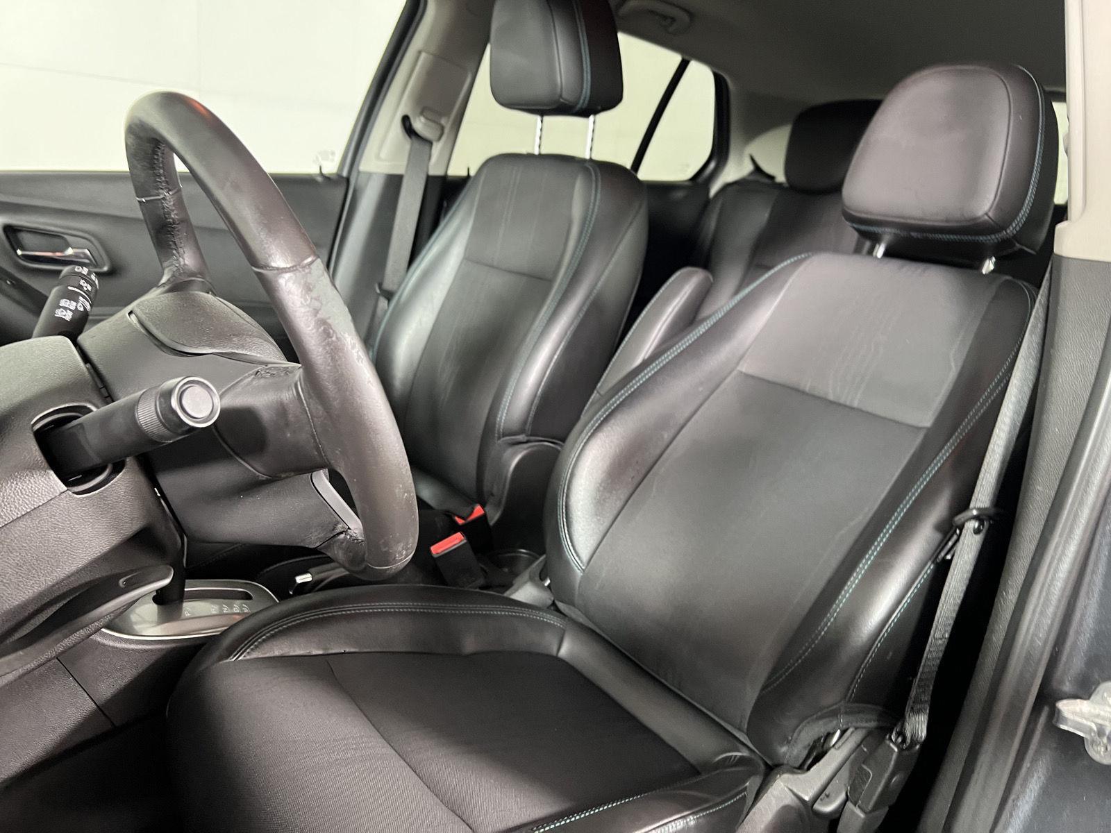 Used 2016 Cyber Gray Metallic Chevrolet LT image 16