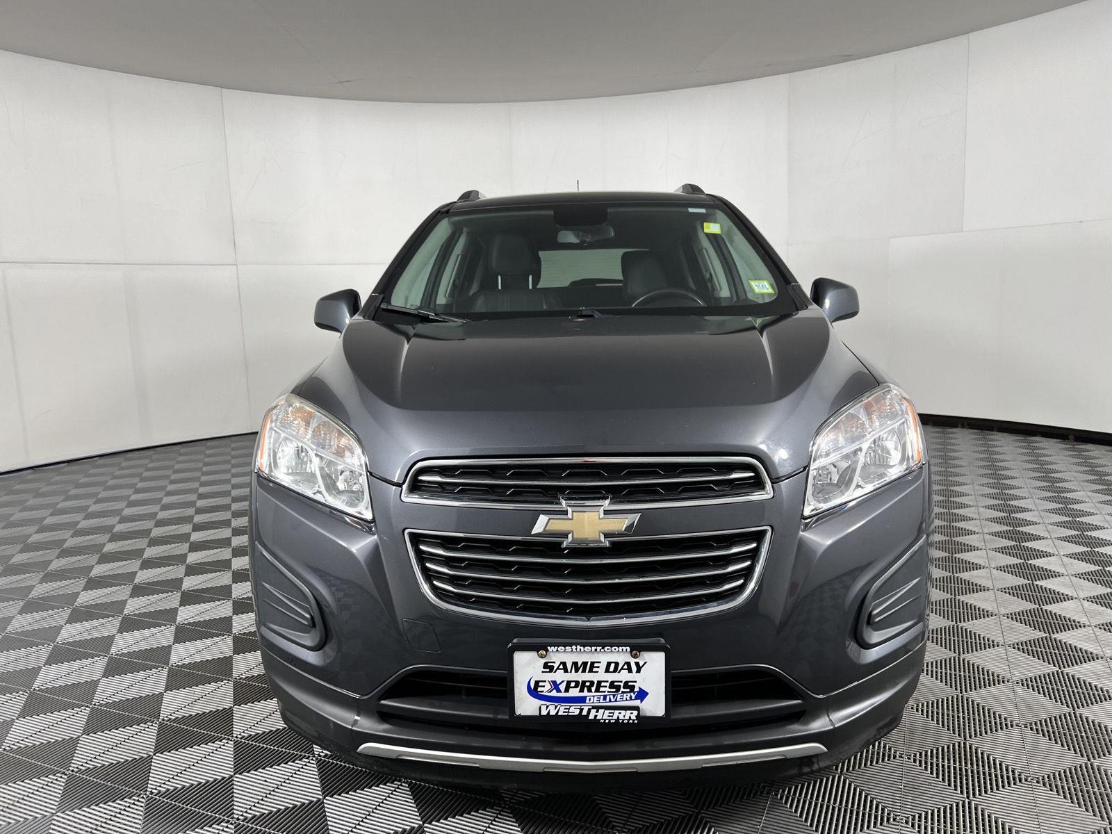 Used 2016 Cyber Gray Metallic Chevrolet LT image 19