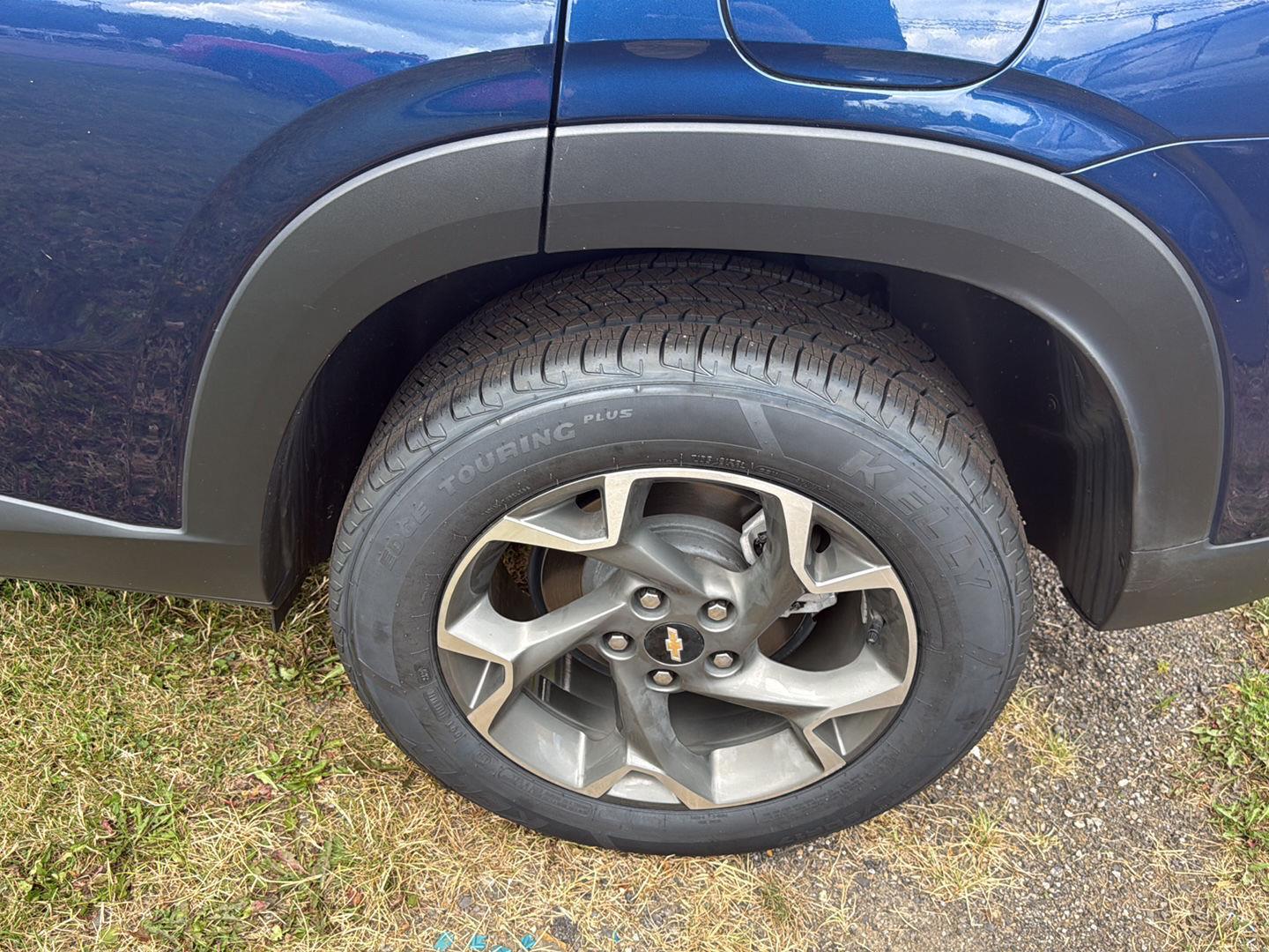 Used 2024 Blue Glow Metallic Chevrolet LT image 9