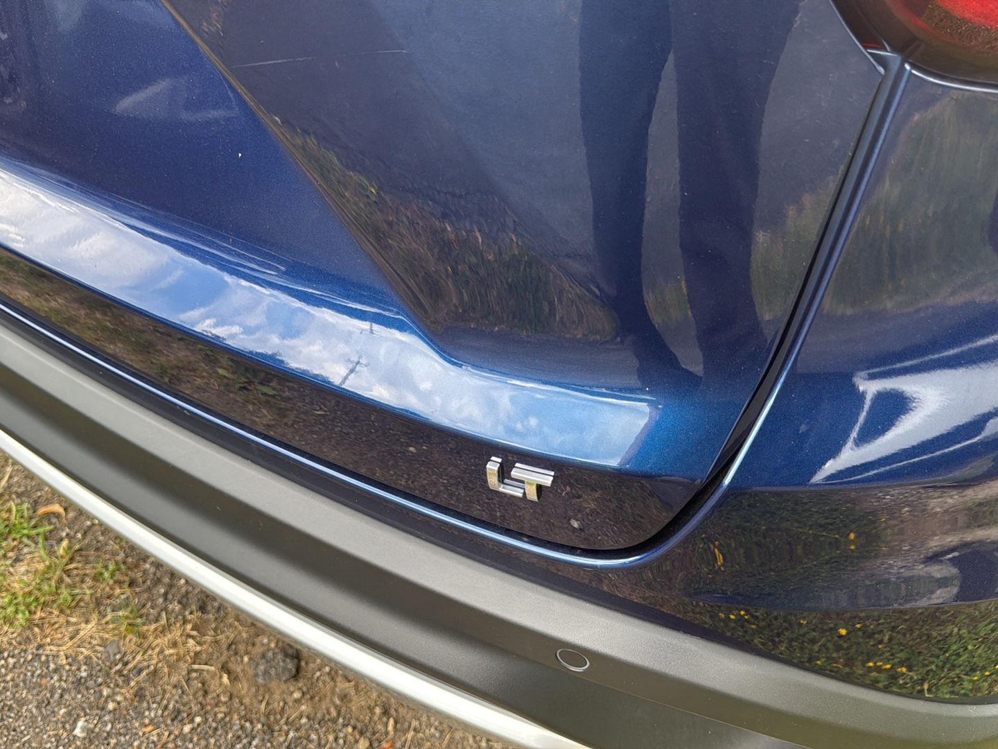 Used 2024 Blue Glow Metallic Chevrolet LT image 11