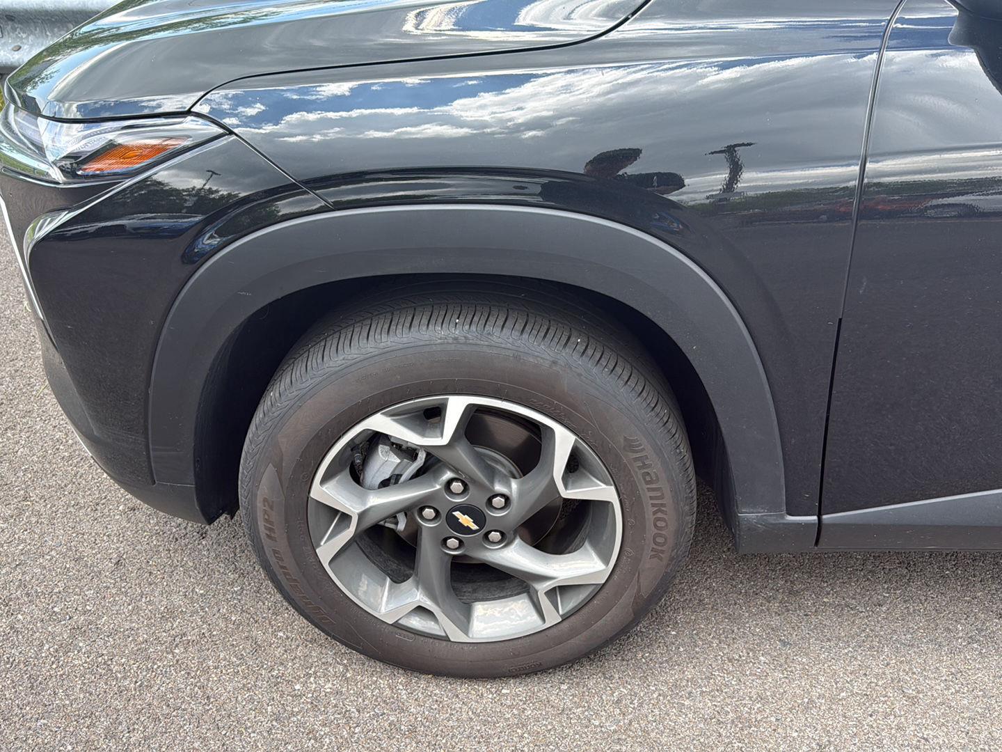 Used 2024 Mosaic Black Metallic Chevrolet LT image 8