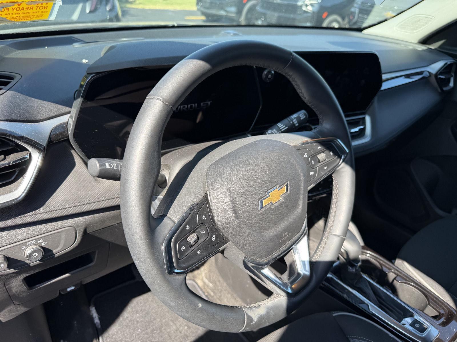 Used 2024 Mosaic Black Metallic Chevrolet LT image 9