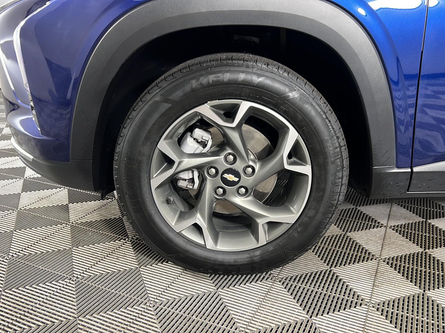 Used 2024 Blue Glow Metallic Chevrolet LT image 21