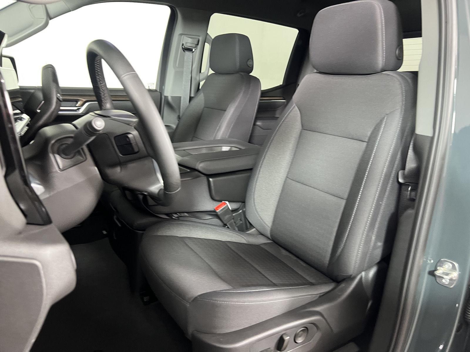 Used 2026 Cypress Gray Chevrolet LT image 28