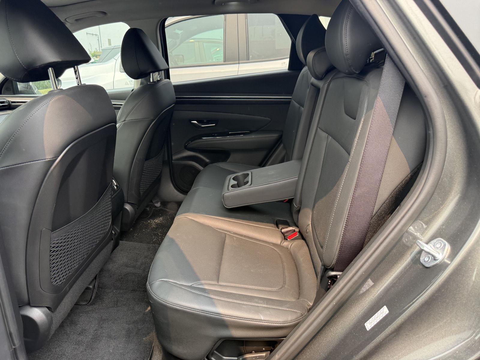 Used 2024 Amazon Gray Hyundai SEL Convenience image 10
