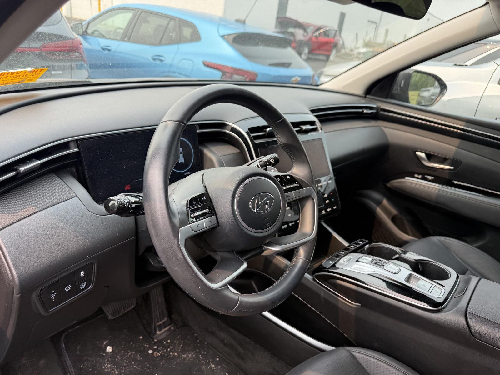 Used 2024 Amazon Gray Hyundai SEL Convenience image 11