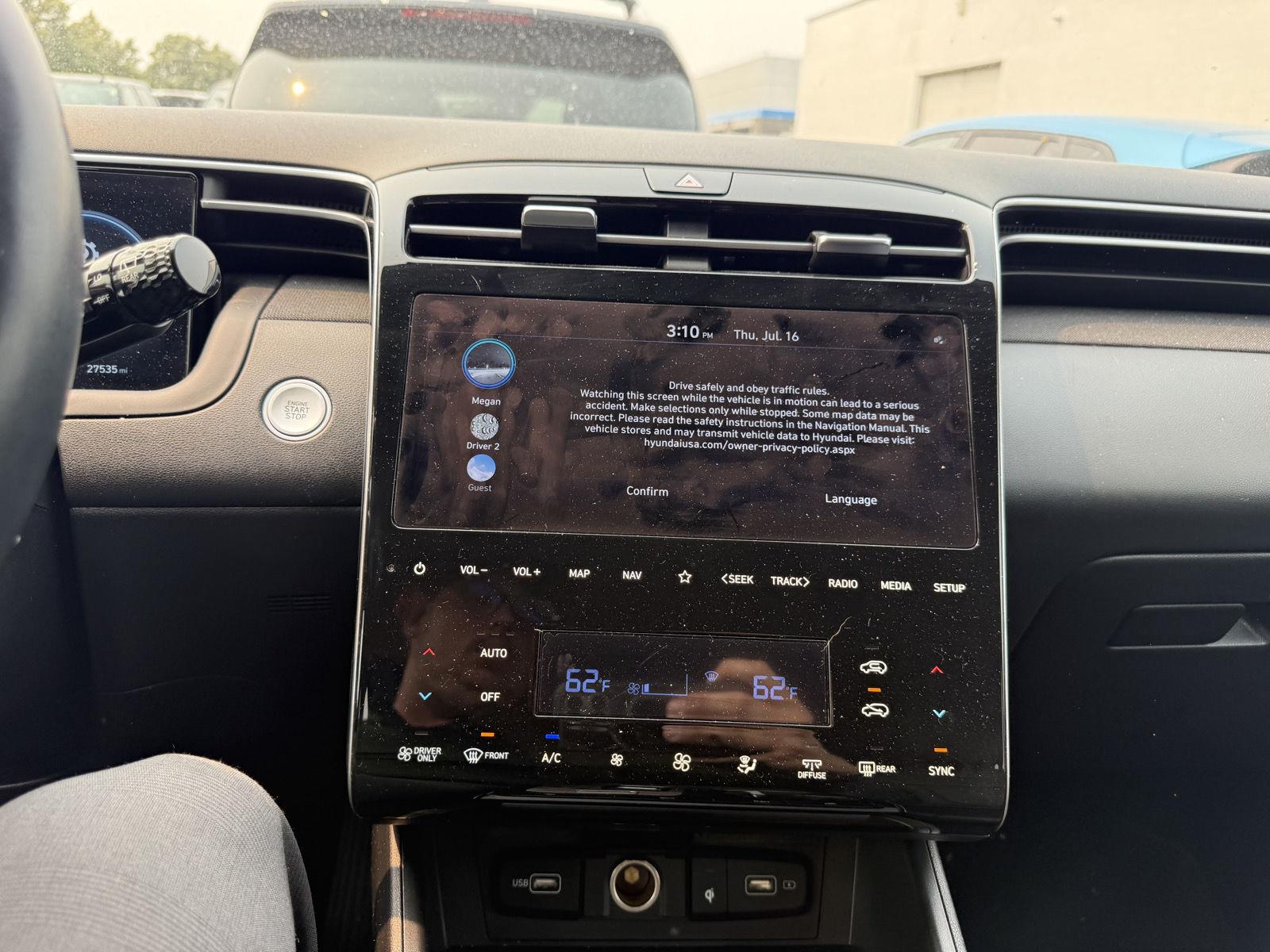 Used 2024 Amazon Gray Hyundai SEL Convenience image 12