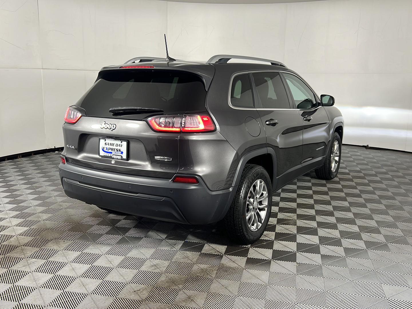 Used 2021 Gy Jeep Latitude plus image 32