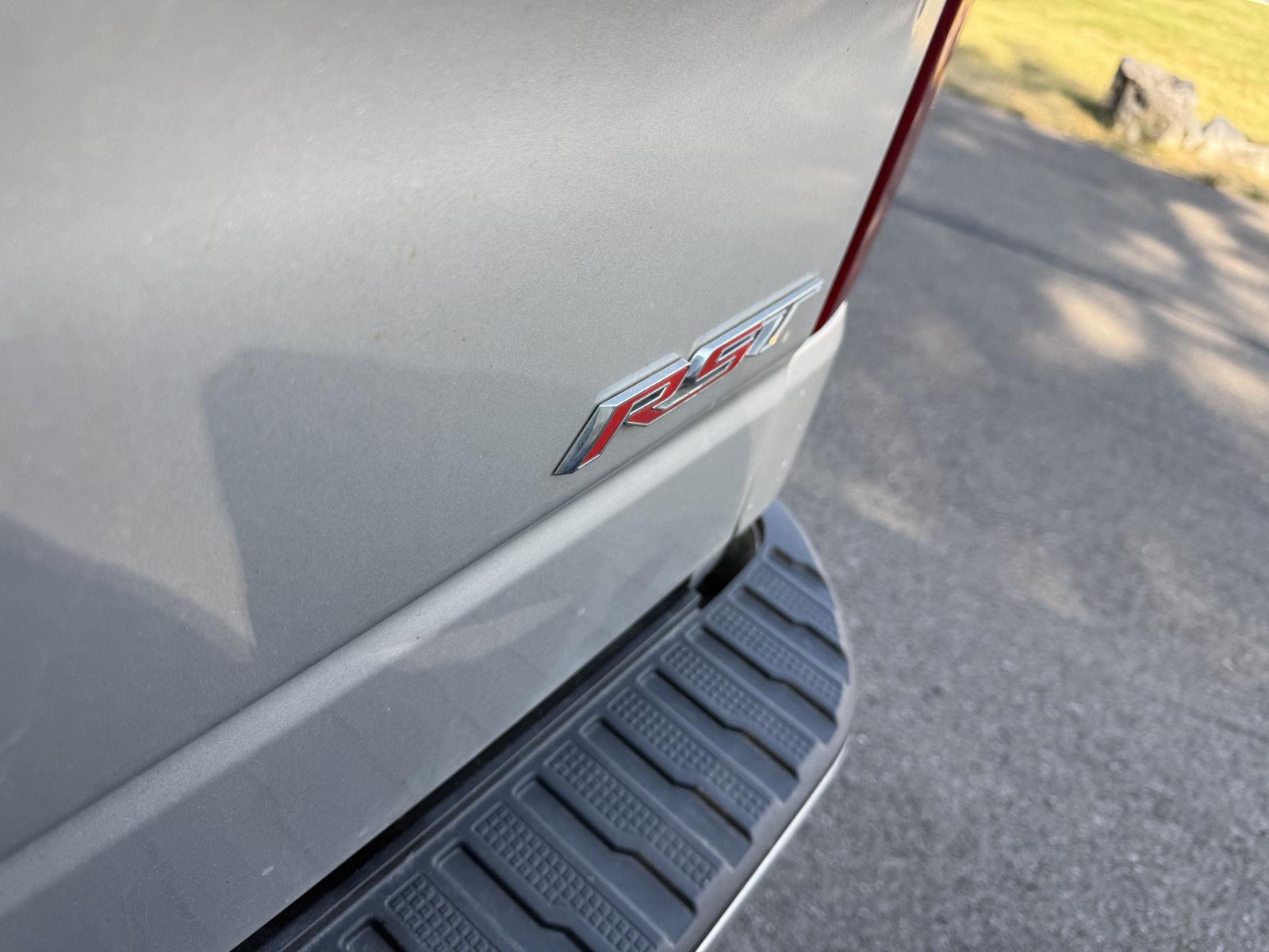 Used 2019 Silver Ice Metallic Chevrolet RST image 7