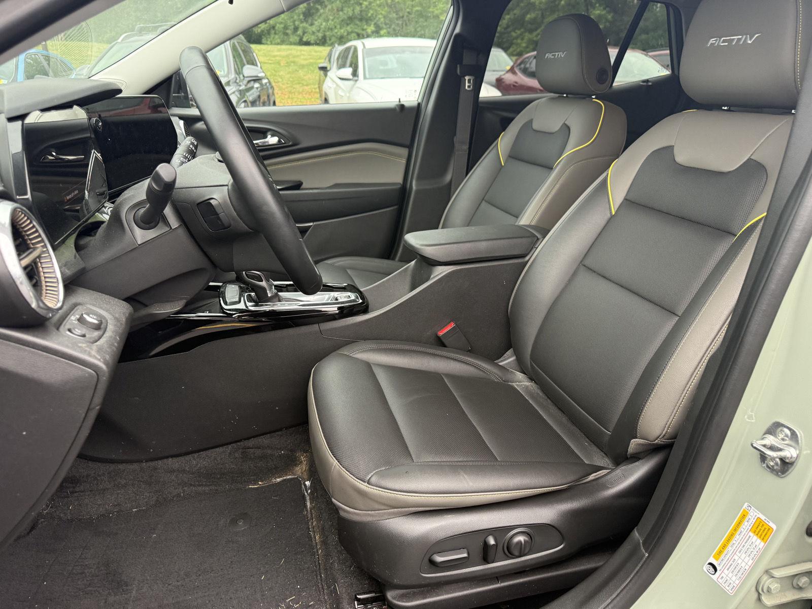 Used 2025 Cacti Green Chevrolet ACTIV image 10