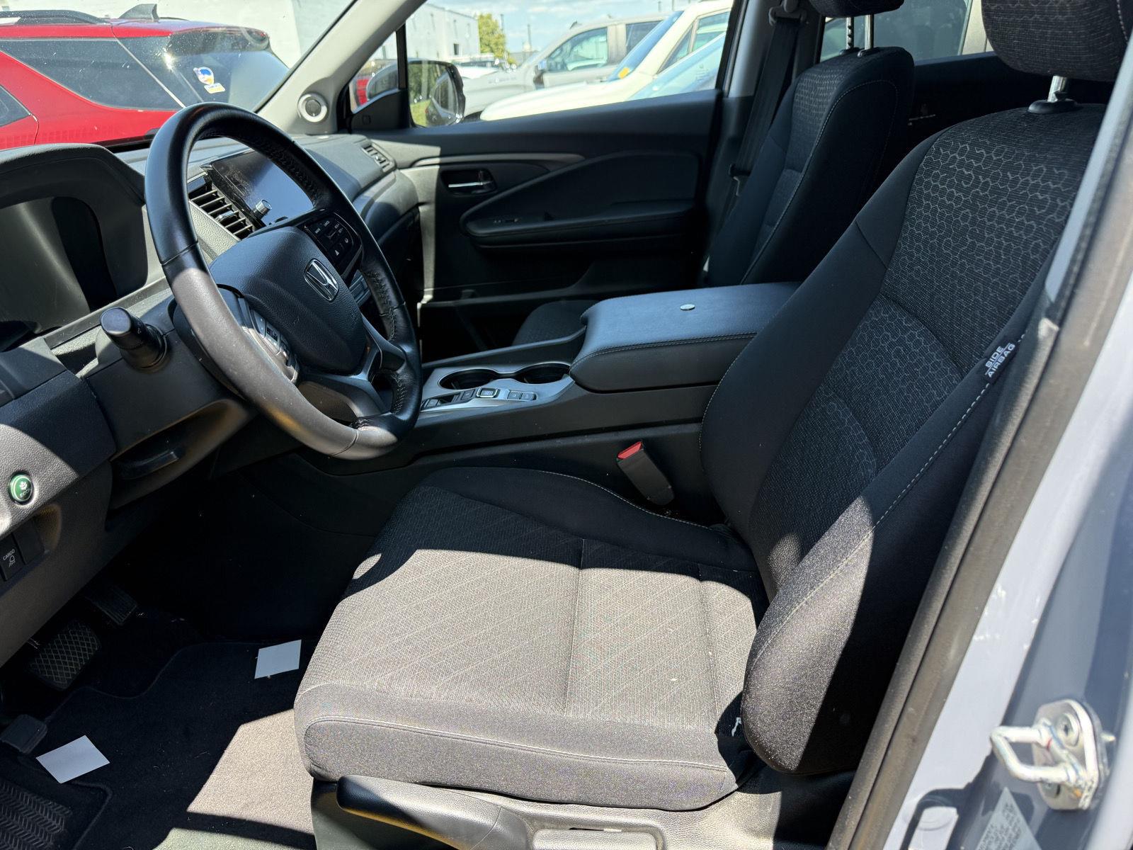 Used 2024 Sonic Gray Pearl Honda Sport image 7