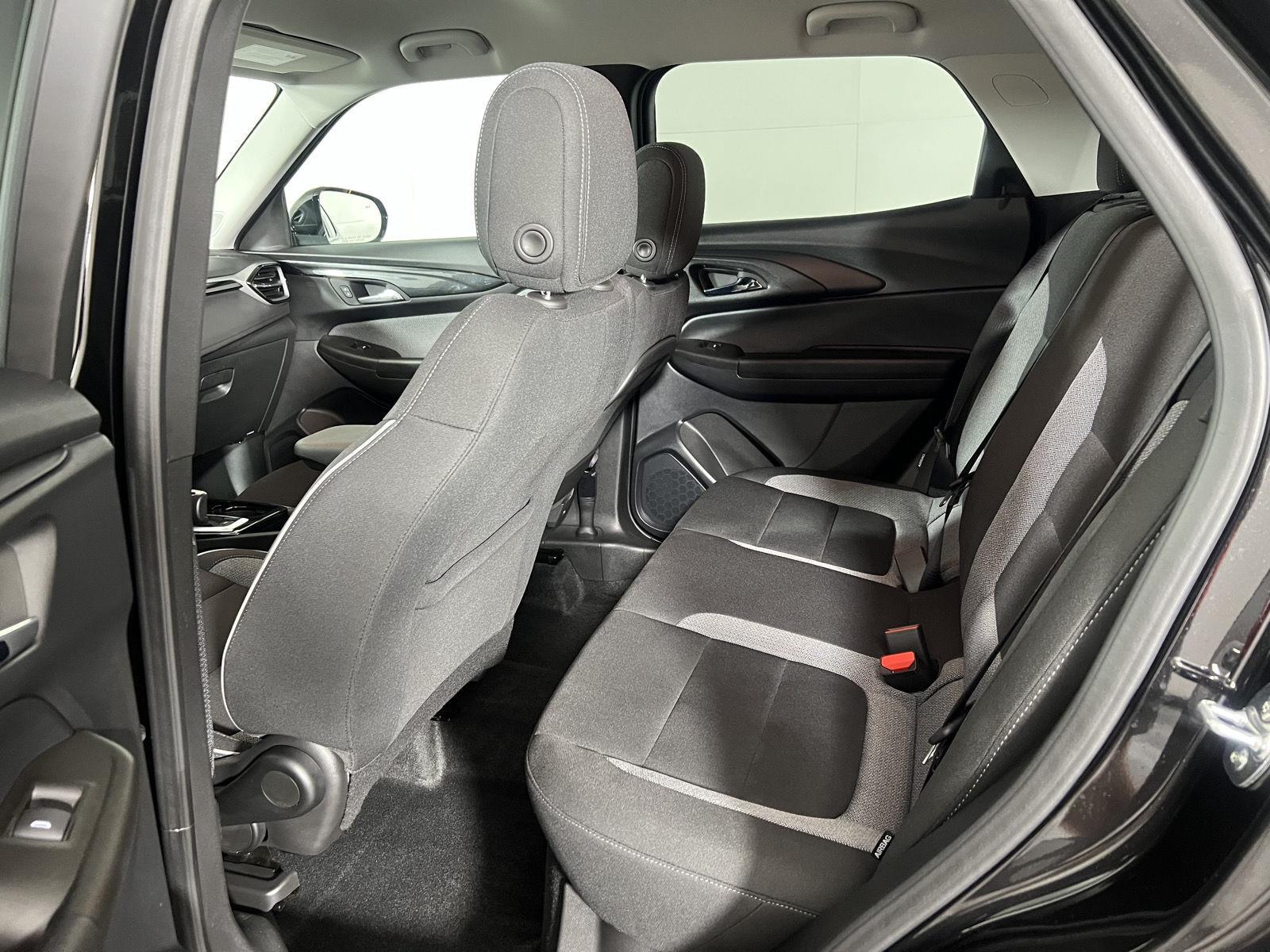 New 2026 Mosaic Black Metallic Chevrolet LT image 28