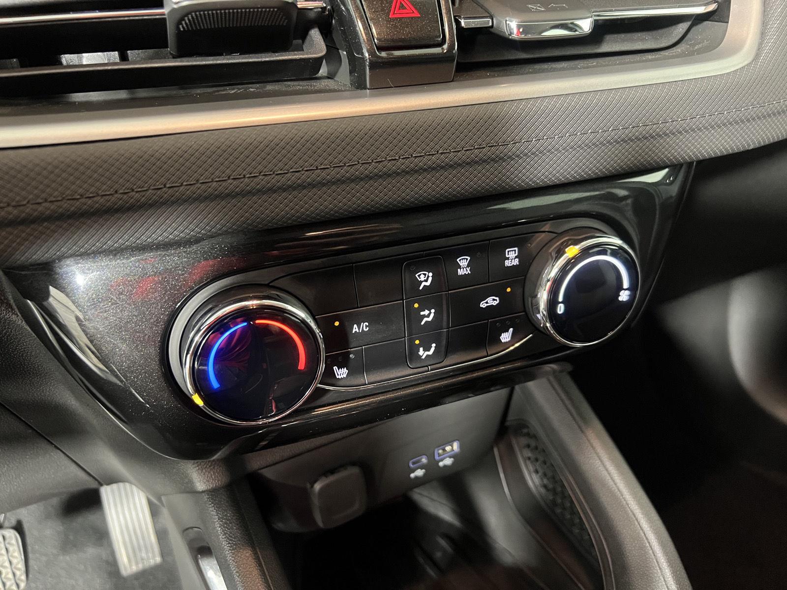 New 2026 Mosaic Black Metallic Chevrolet LT image 31
