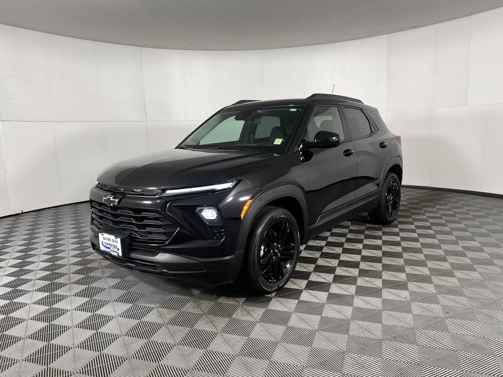 New 2026 Mosaic Black Metallic Chevrolet LT image 39