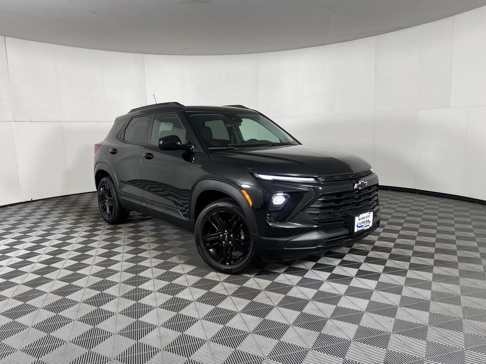 New 2026 Mosaic Black Metallic Chevrolet LT image 41