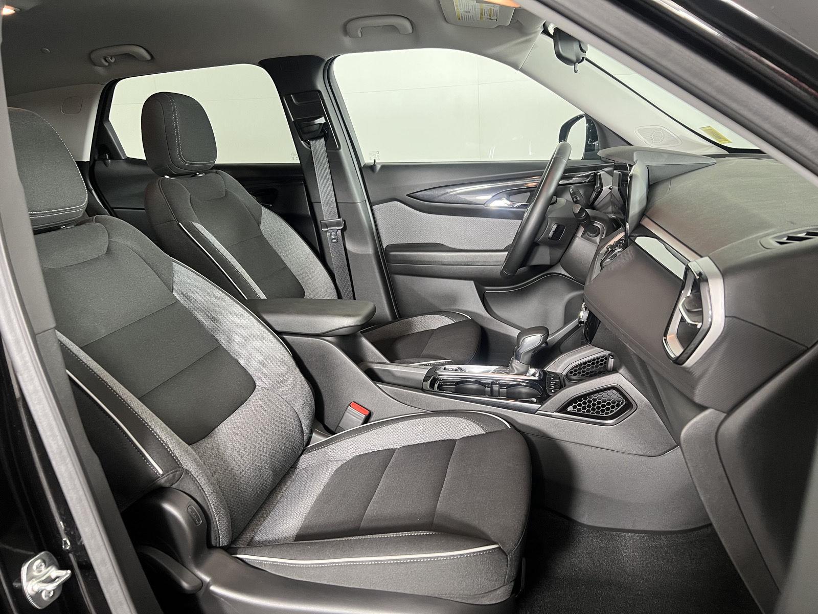 New 2026 Mosaic Black Metallic Chevrolet LT image 42