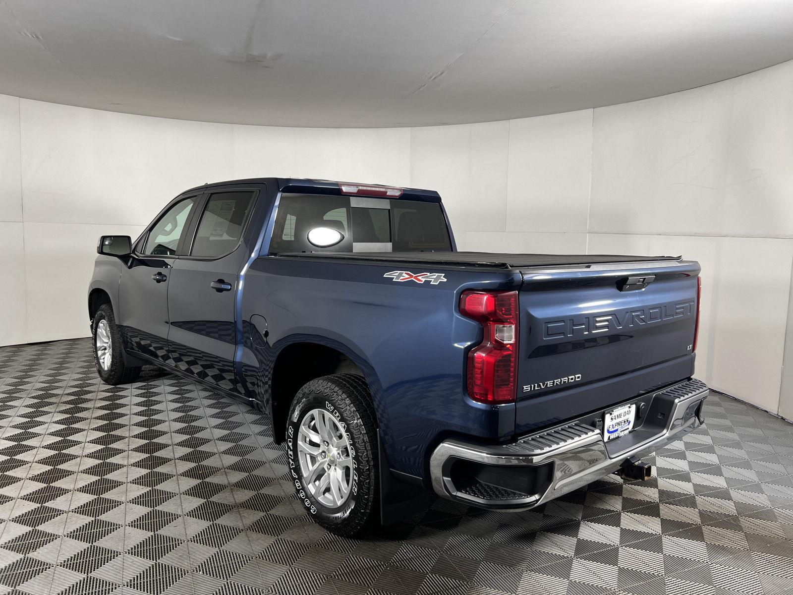 Used 2020 Northsky Blue Metallic Chevrolet LT image 20