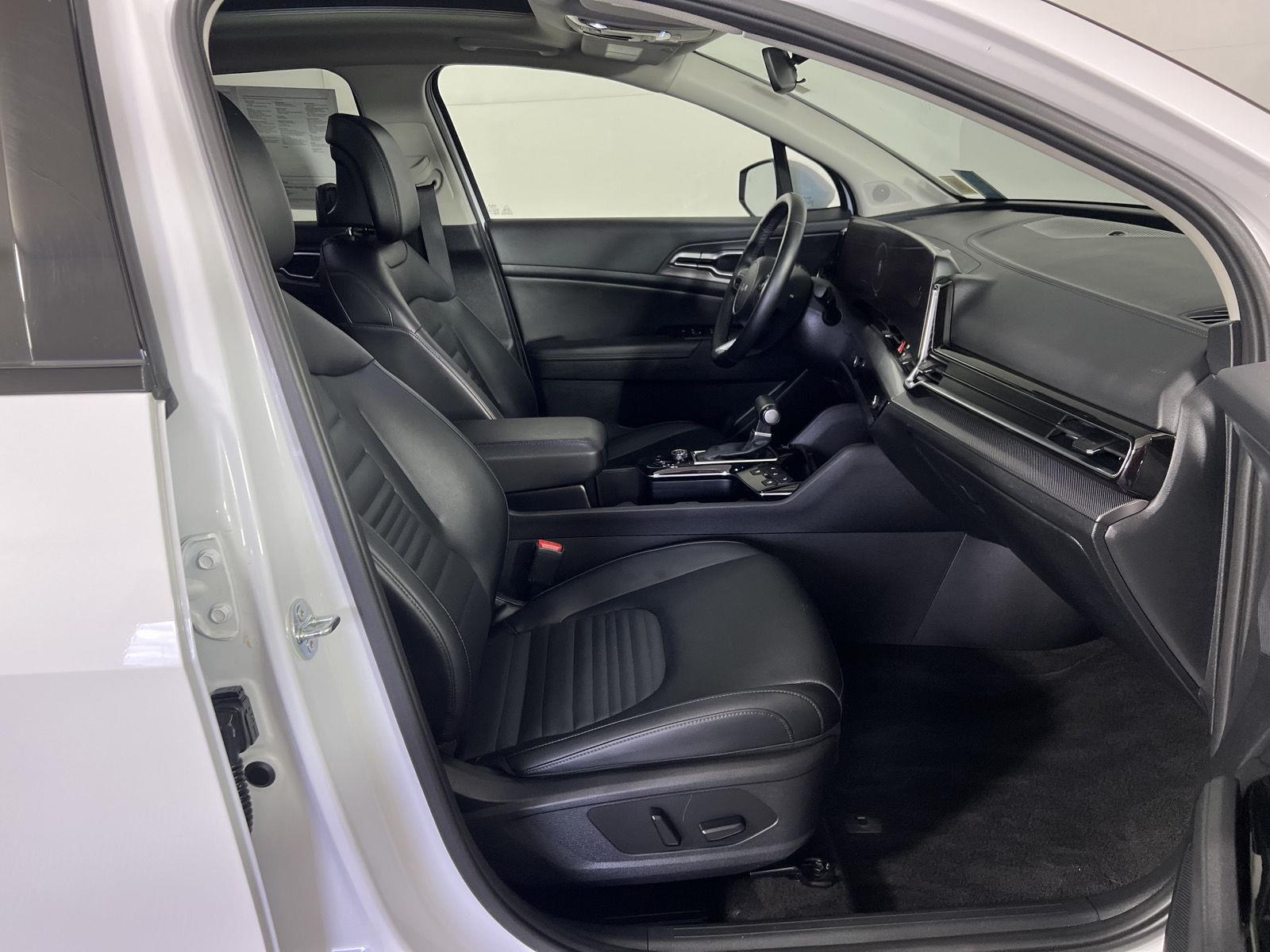 Used 2024 Glacial White Pearl Kia SX-Prestige image 9