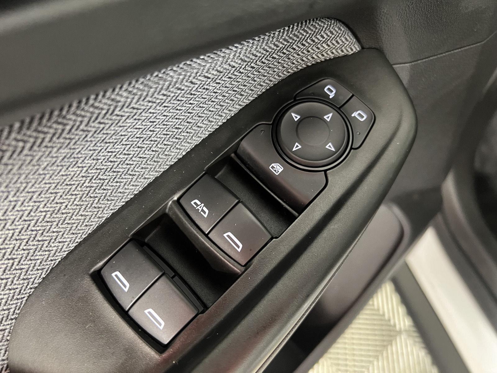 Used 2021 Summit White Chevrolet LS image 11